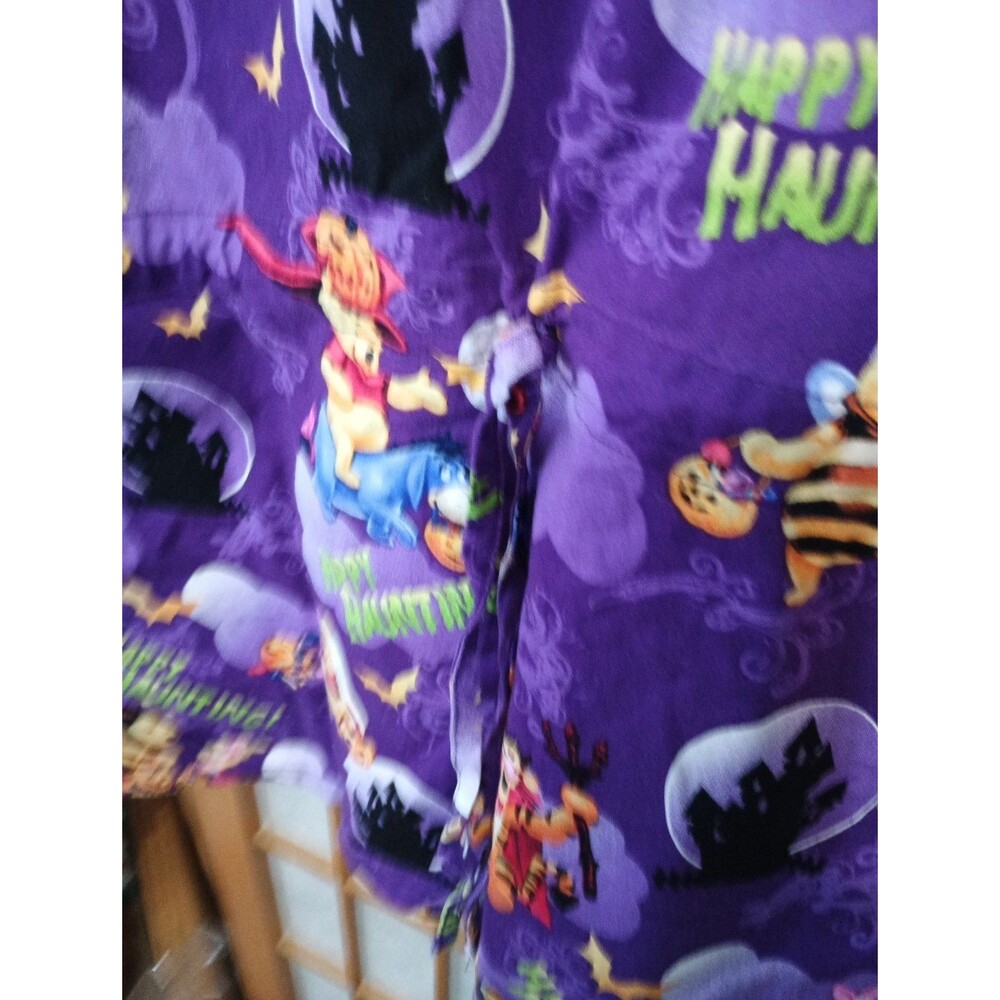 Disney Pooh Tigger Piglet Scrub Top L Purple Halloween Happy Haunting - Picture 4 of 10